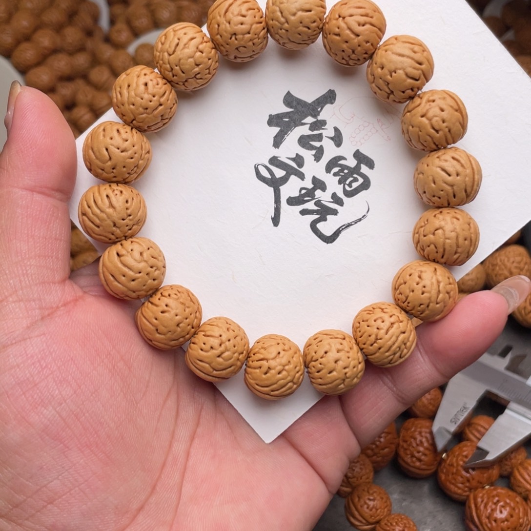 爱***前手串桃核桃核金丹闪53