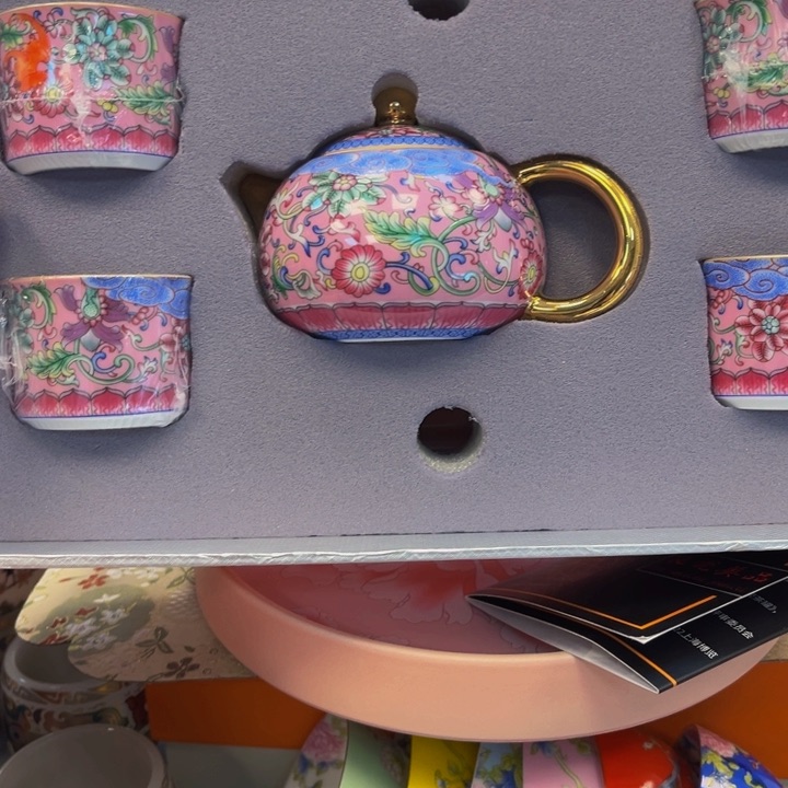 茶杯段泥干净利落咯哦哦哦哦哦哦哦哦哦哦哦