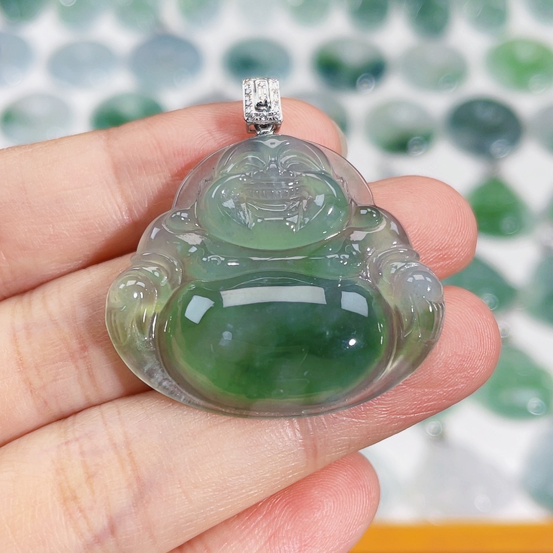 颈饰18K金镶嵌翡翠吊坠