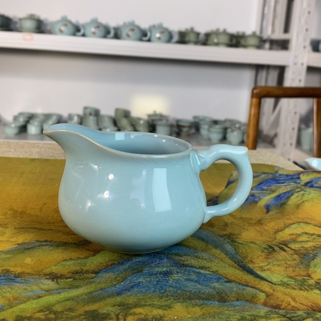 【闪购商品】天青龙把手公道杯微微瑕。。。。。