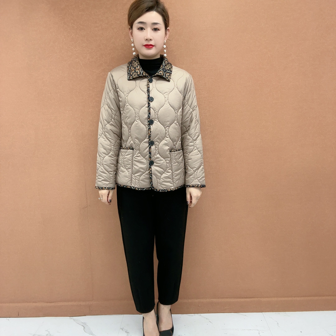 【专柜正品】新款中老年妈妈秋冬小棉袄加绒加厚棉衣时尚短款外套8