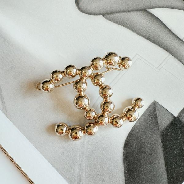 Chanel双C大logo发夹发饰