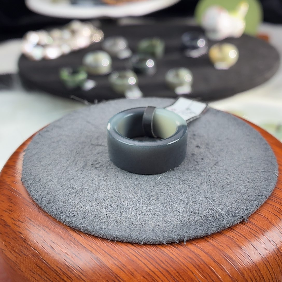 和田玉未镶嵌戒指b166青花直切17.5不退换