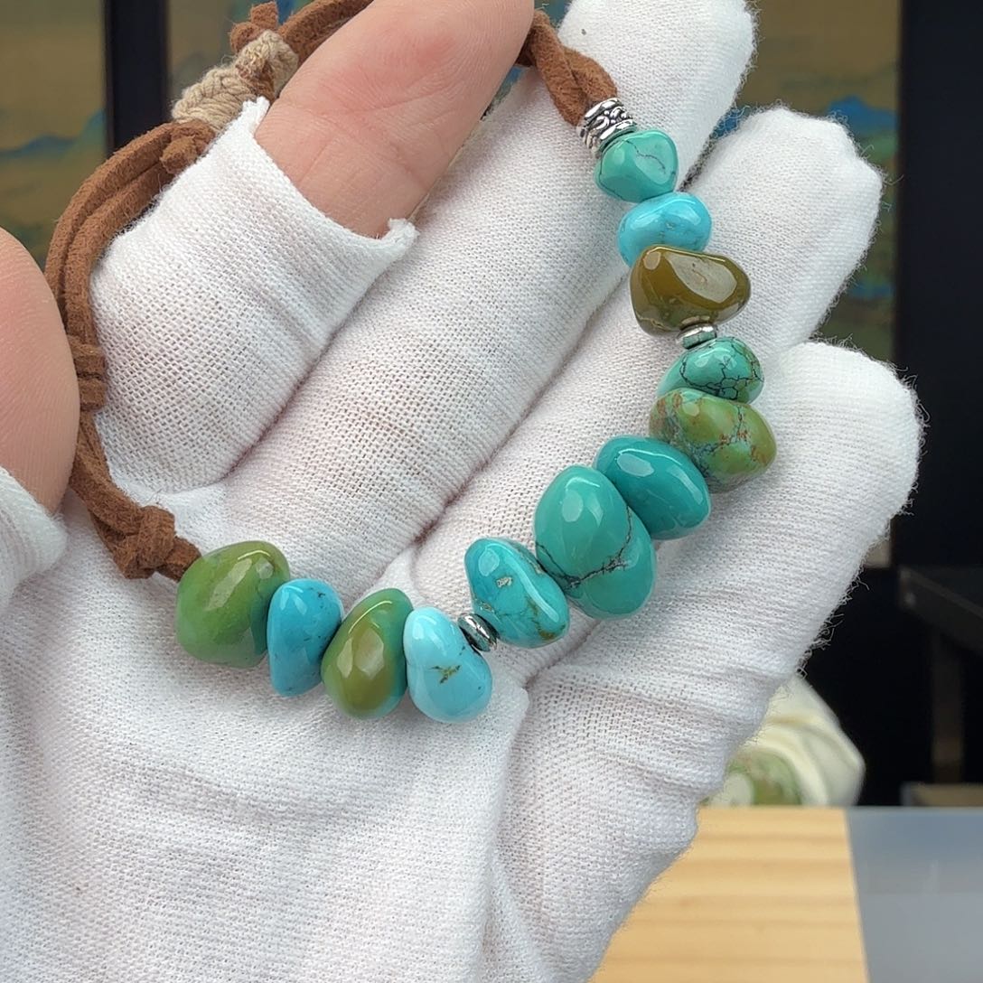 绿松石未镶嵌珠宝奇石