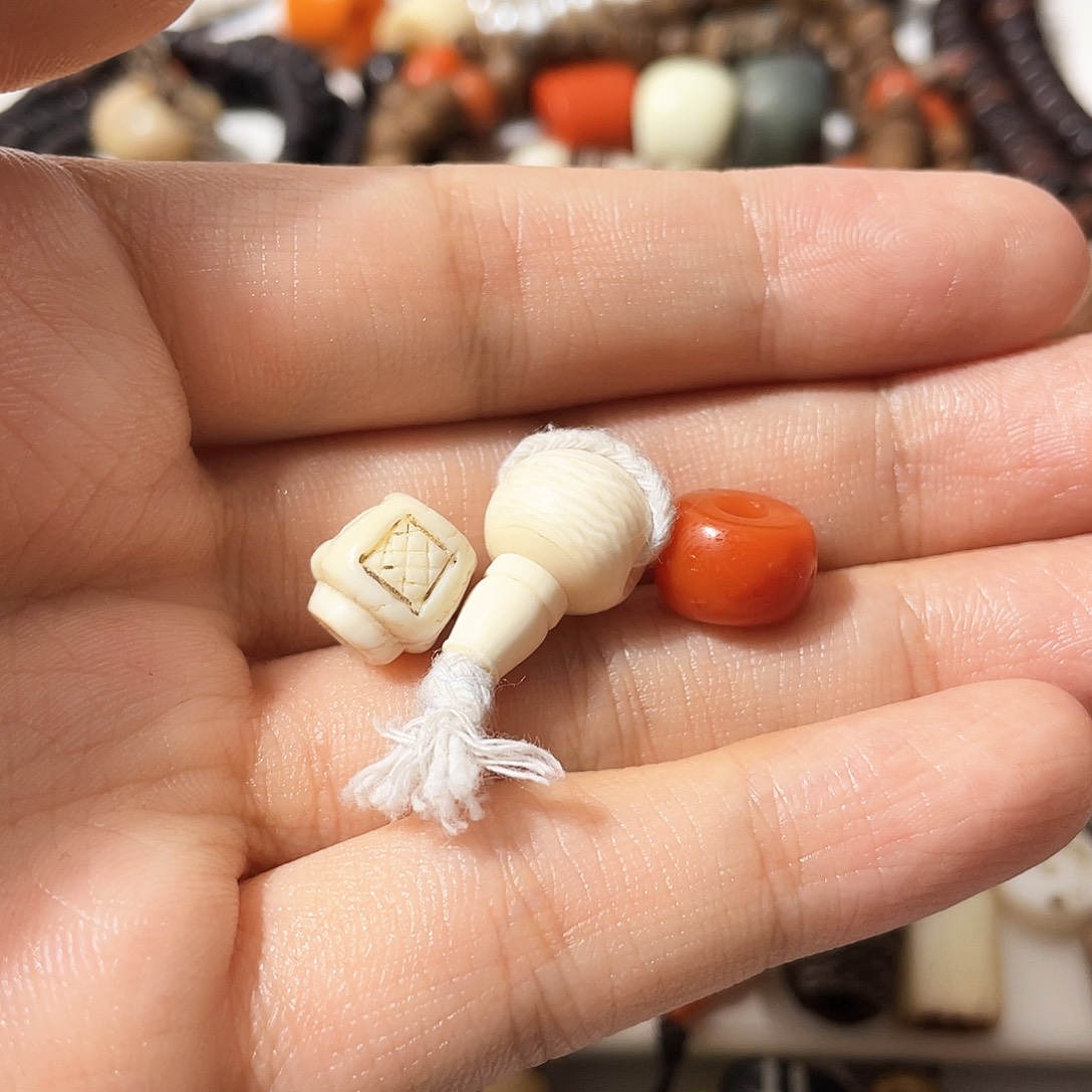 非金属南红直切珠三通