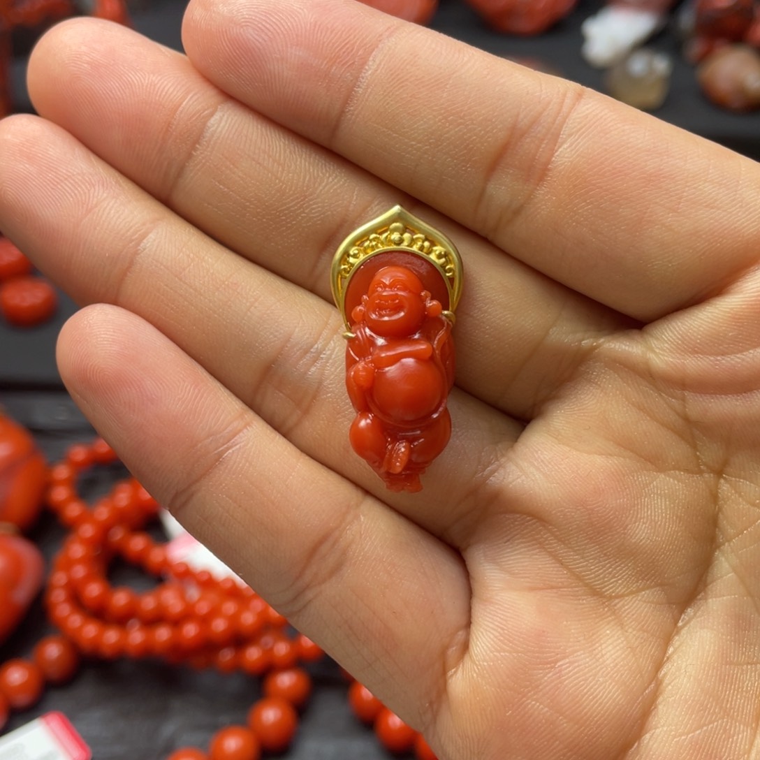 南红玛瑙18K金镶嵌颈饰大水沟原矿柿子红金镶佛公吊坠4.2g