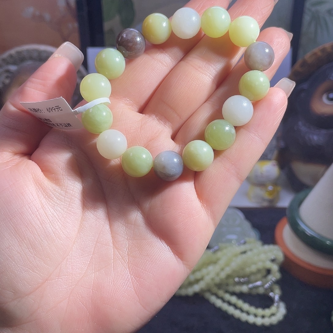 和田玉未镶嵌手链