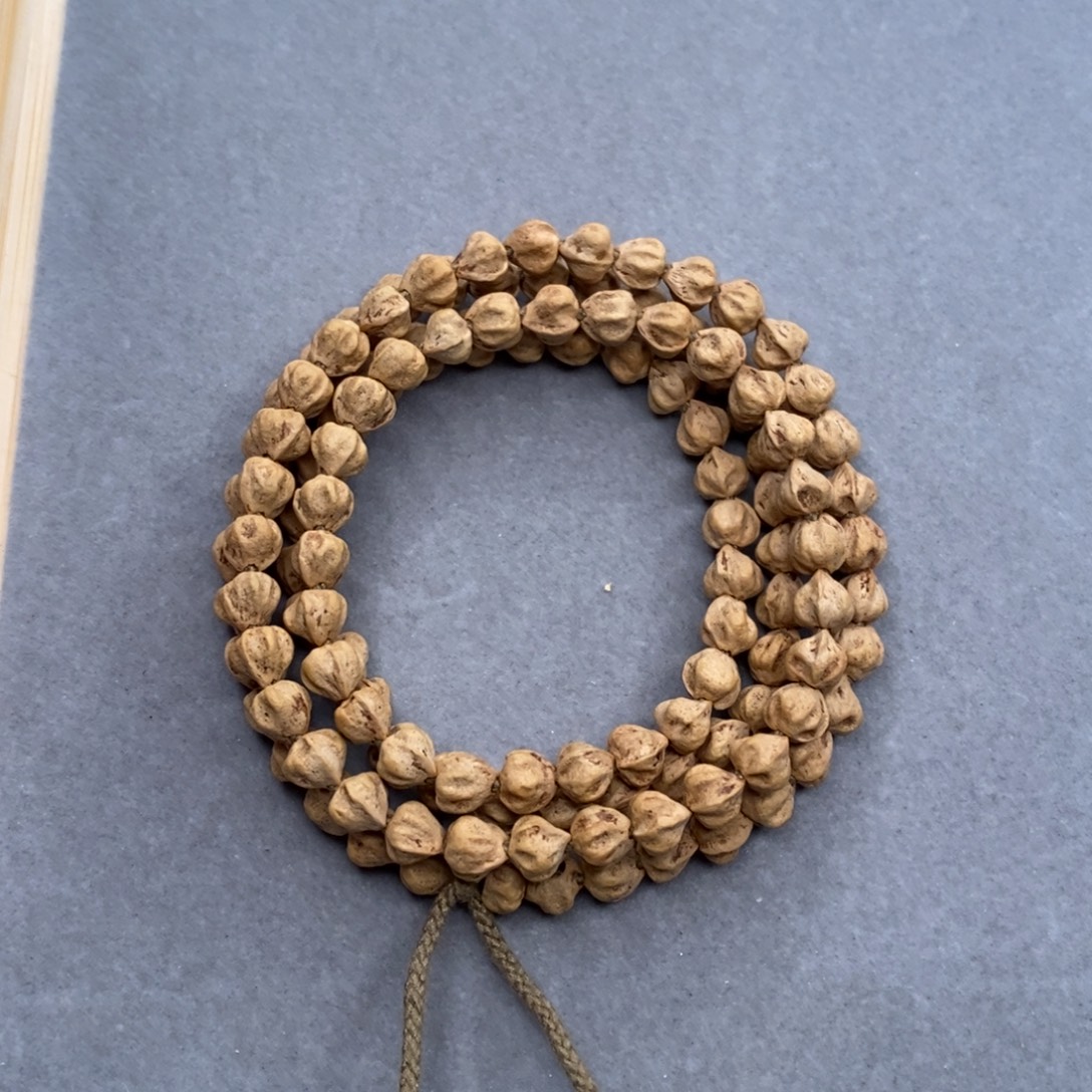 小***肉柏香籽/百香籽吊坠