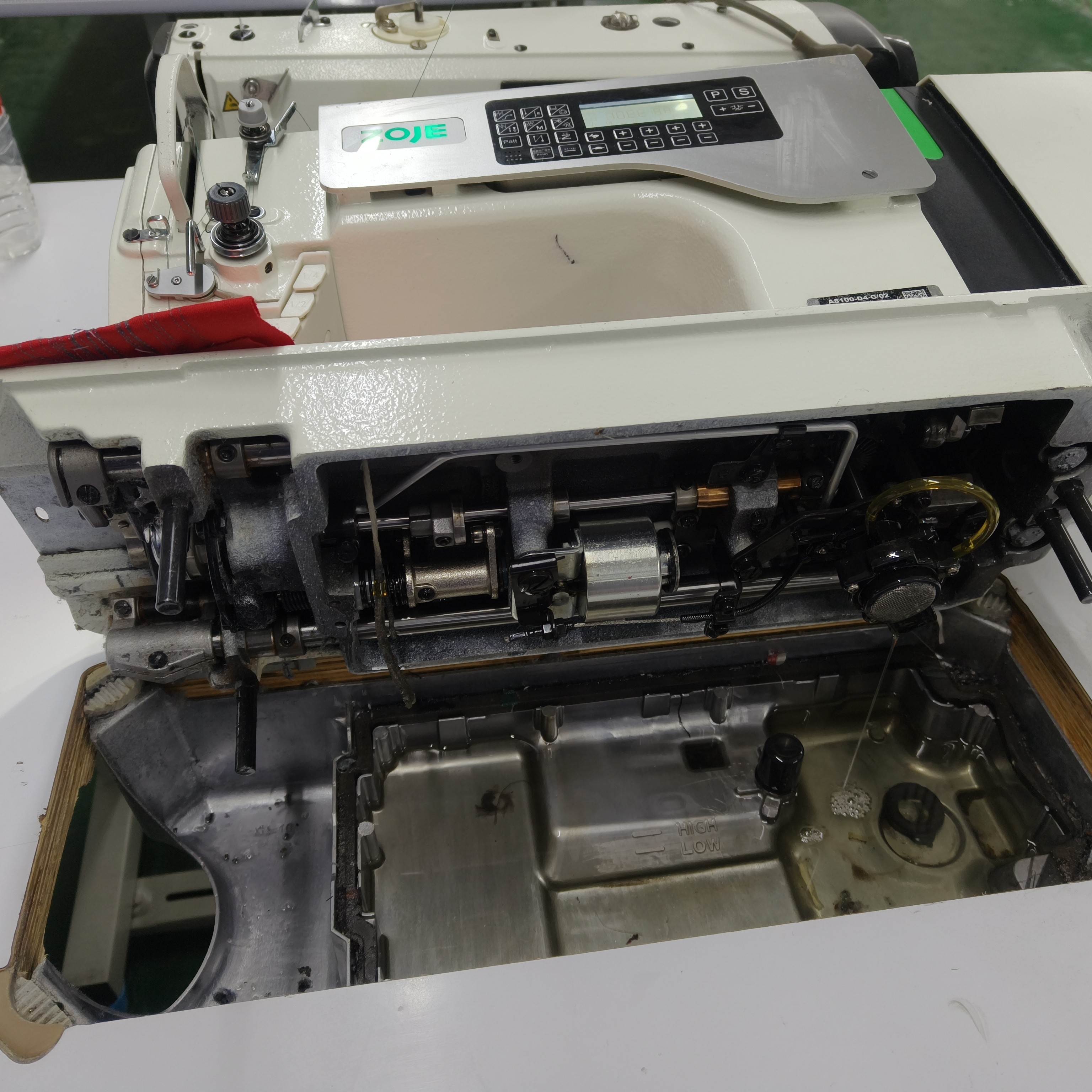 中捷最新款8100d4全自动平缝机薄厚料款家用工厂用