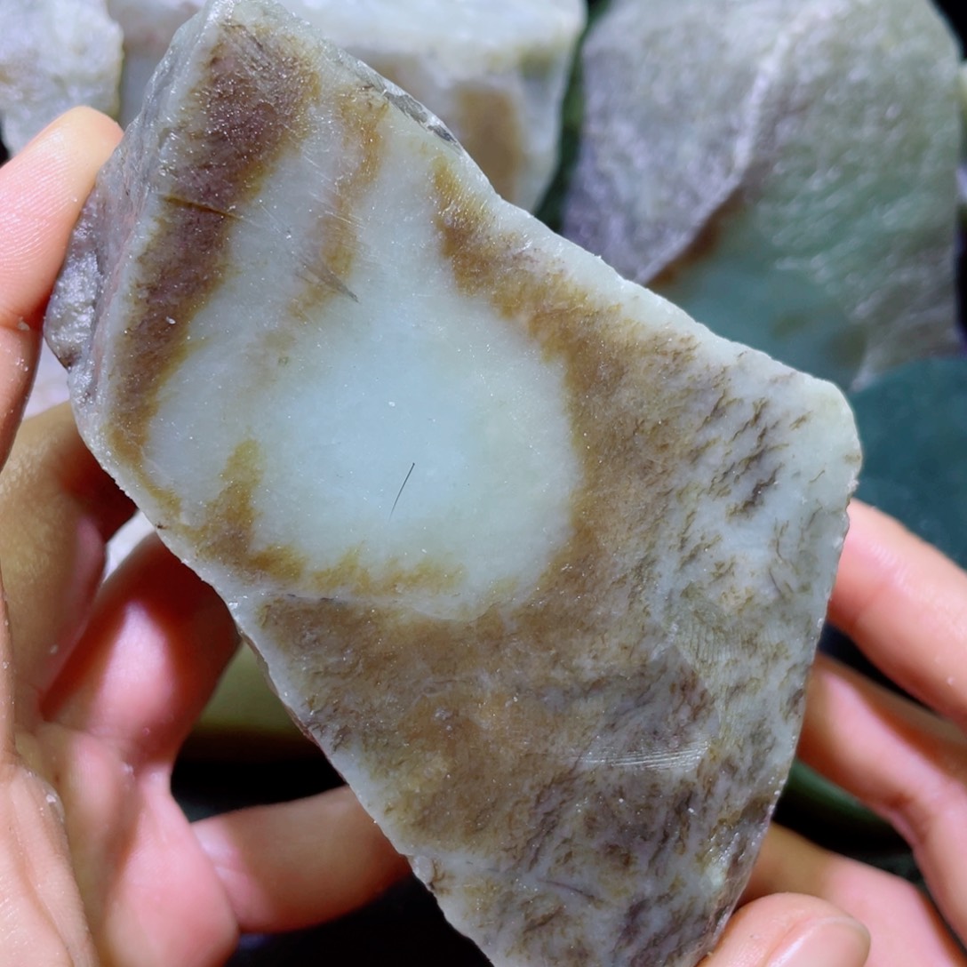 和田玉未镶嵌珠宝半成品