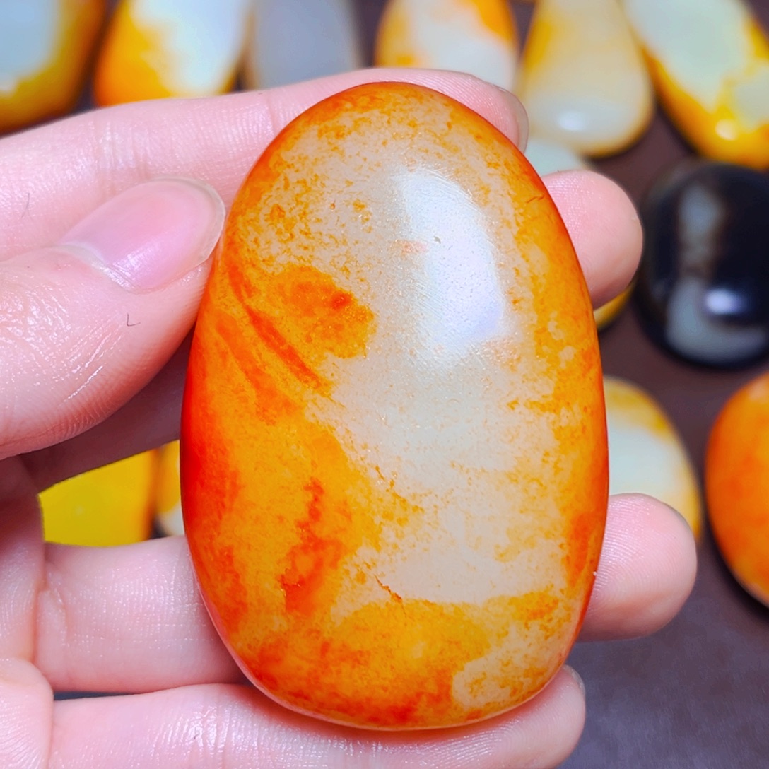 和田玉未镶嵌珠宝奇石