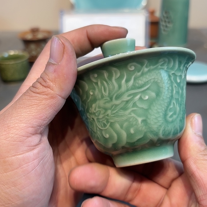 瓷片龙泉青瓷福利青瓷