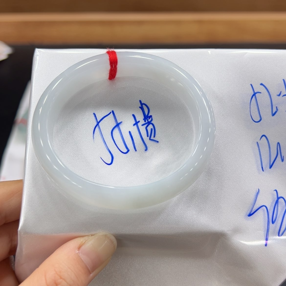 【闪购商品】翡翠手镯未镶嵌手镯