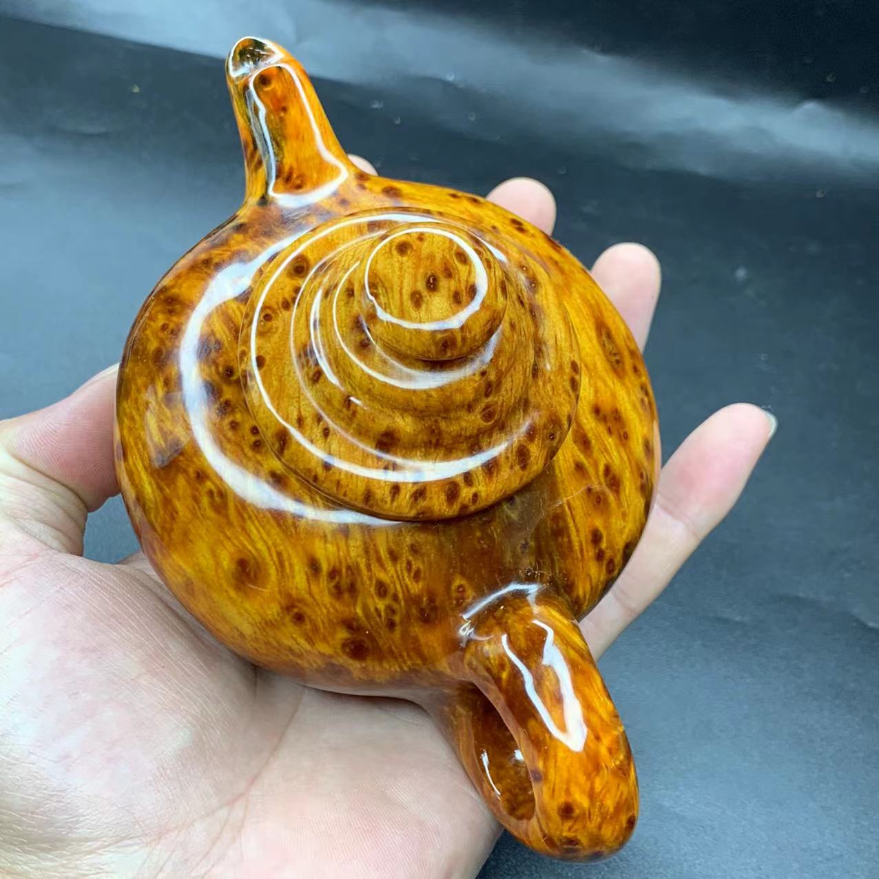 琥珀木雷击木把把壶男士手把件木雕高油爆透