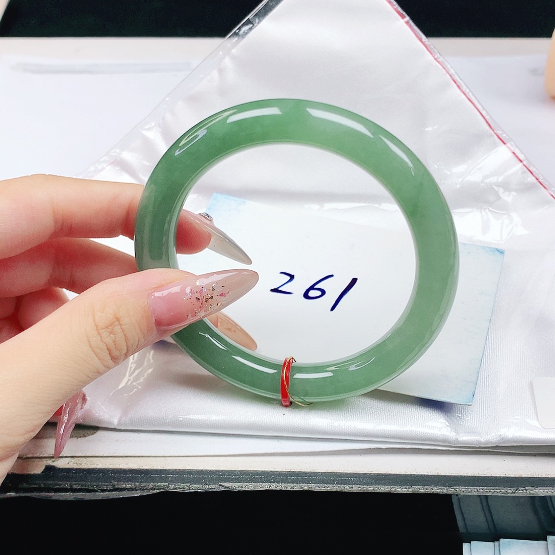 翡翠手镯（圆镯）未镶嵌缅甸天然a货手镯55