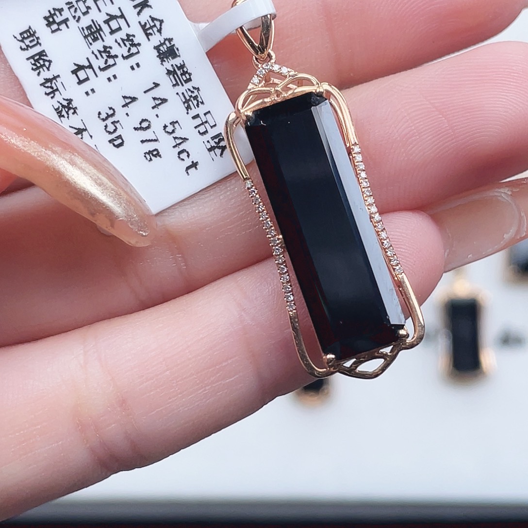 吊坠(不含链)碧玺18K金镶嵌