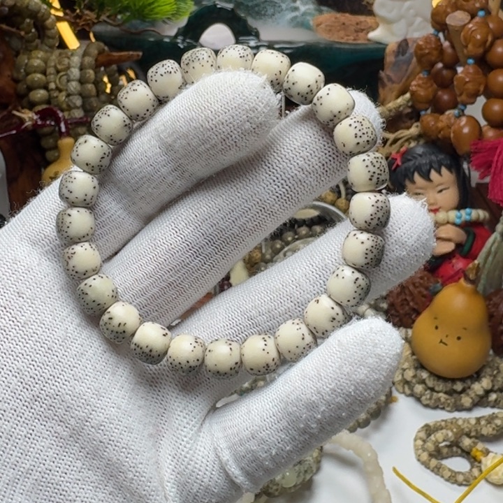 星月菩提手串4号车尺寸9.8石玉河豚单圈