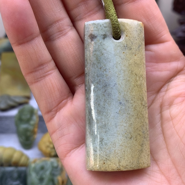 【闪购商品】岫岩河磨玉（透闪石质玉）吊坠未镶嵌