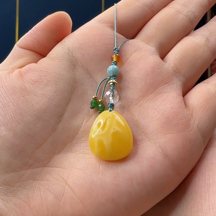 未镶嵌吊坠(赠链)蜜蜡