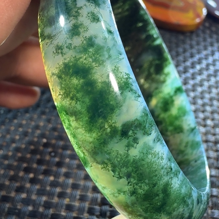 、****玛瑙/玉髓未镶嵌颈饰