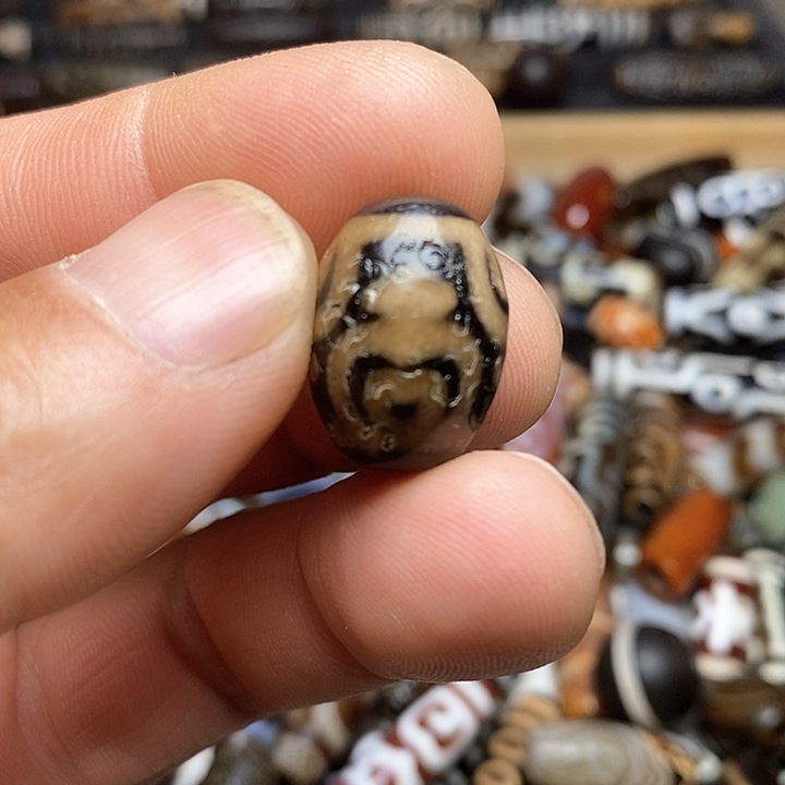 玛瑙/玉髓颈饰未镶嵌25