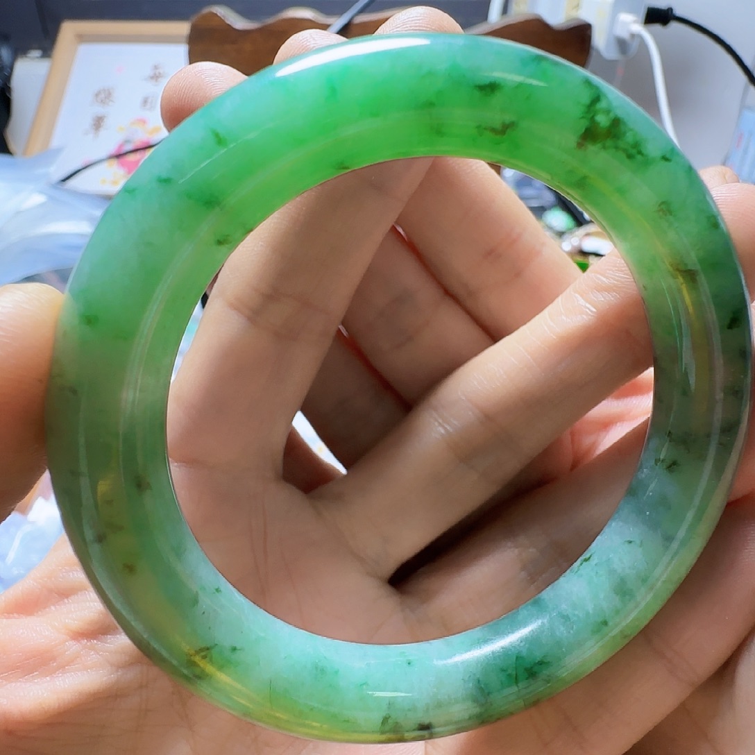 翡翠未镶嵌手镯翡翠8800