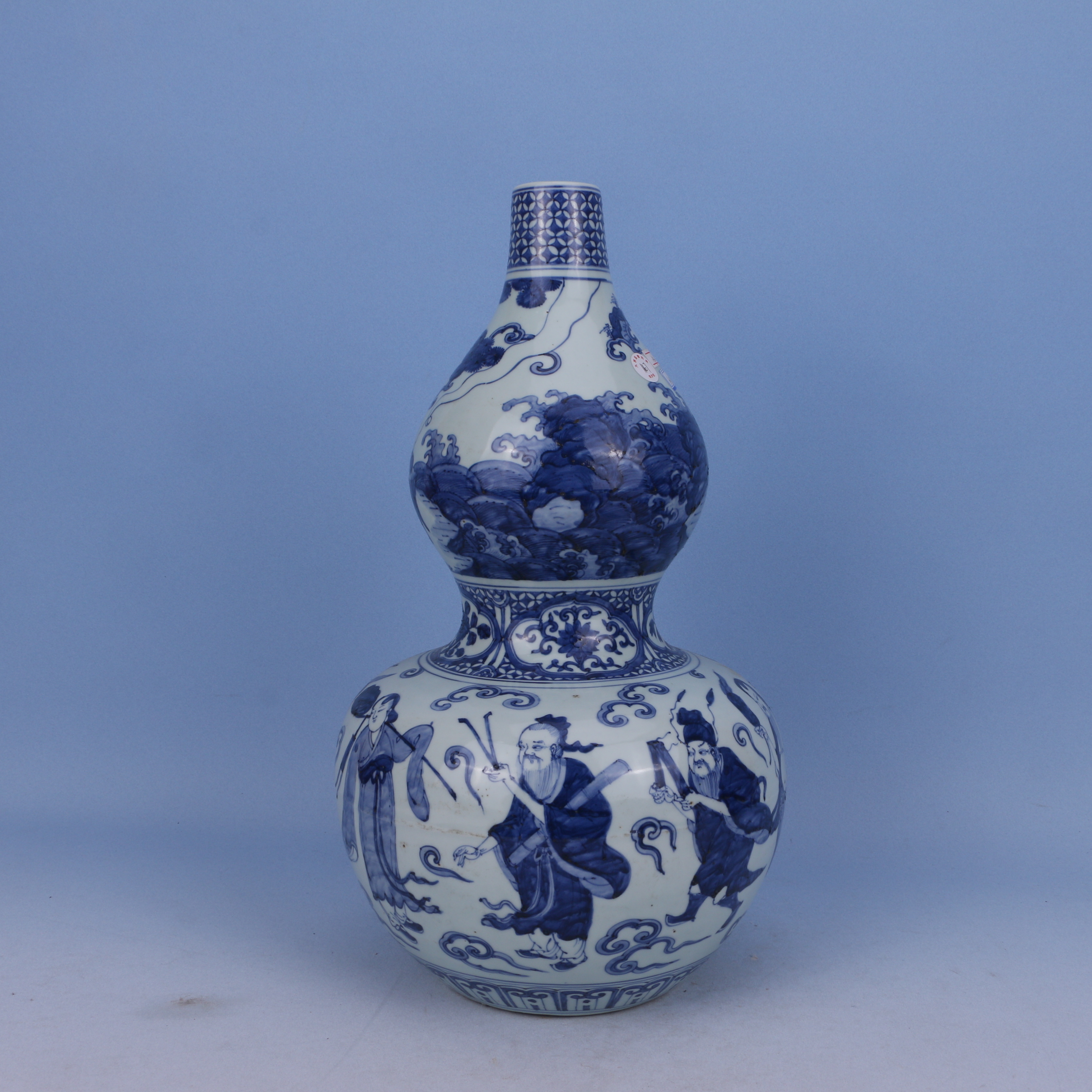 225  明嘉靖    青花人物纹葫芦瓶