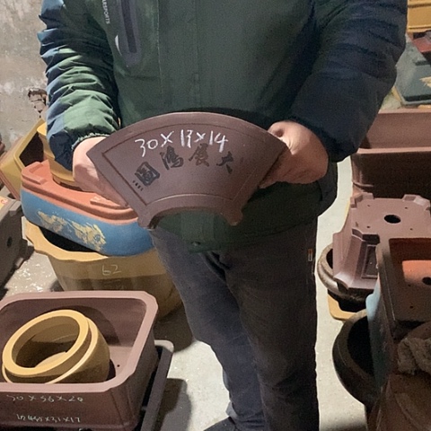 紫砂花盆手工制作