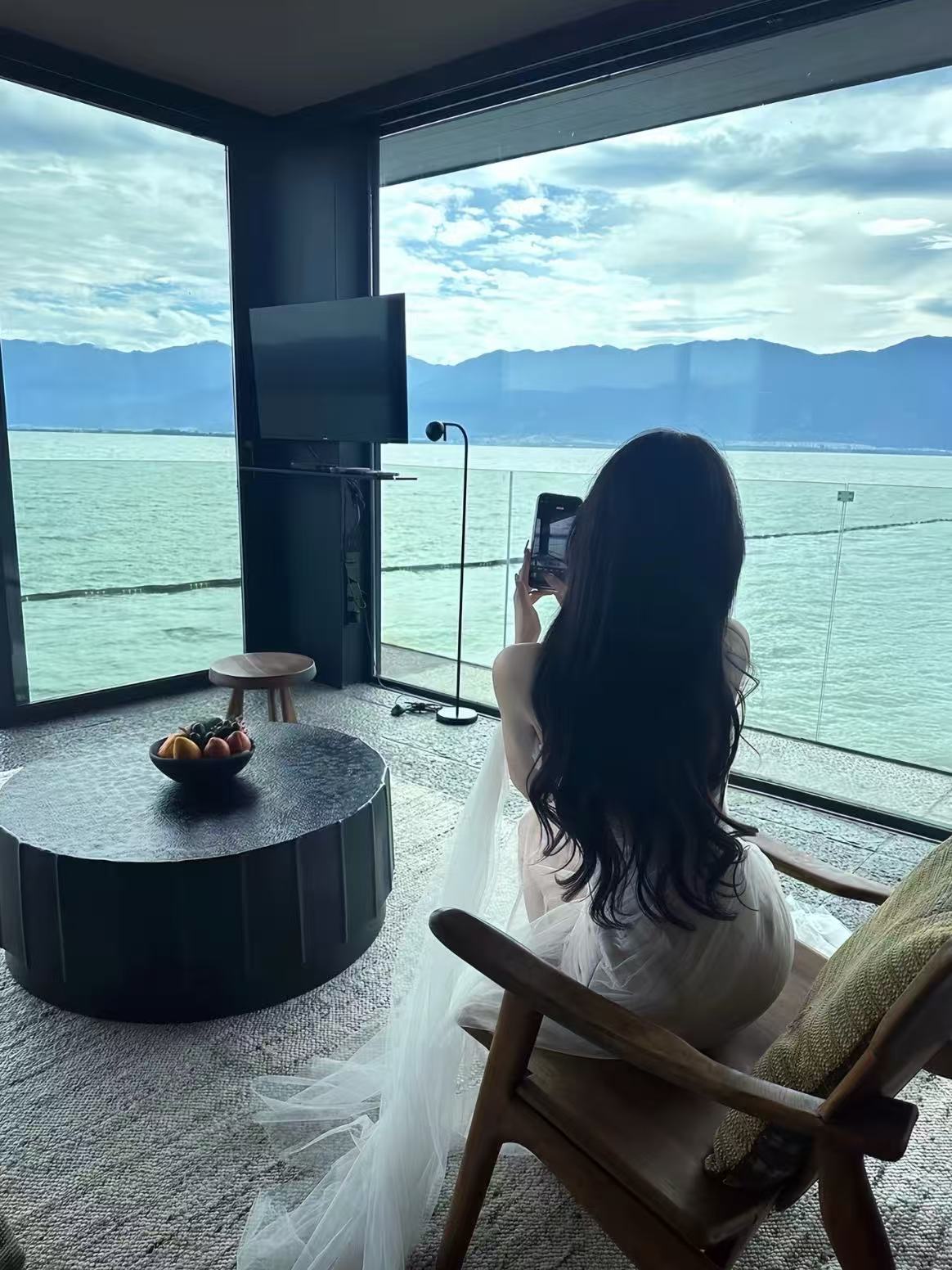 孤品）纯欲辣妹上衣 气质修身夏日款碎花外穿小众显瘦时尚巴胺系列