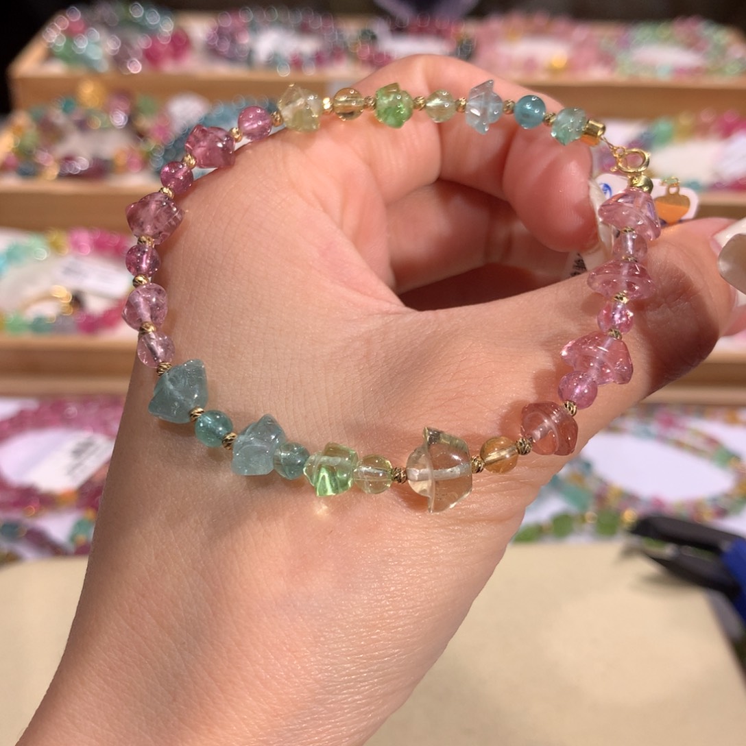 碧玺多样性发货一件未镶嵌