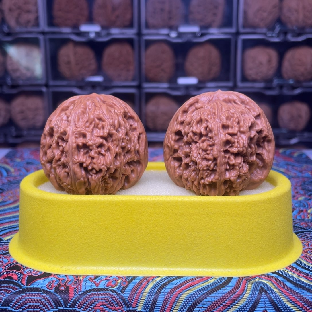 文玩核桃把件南疆石