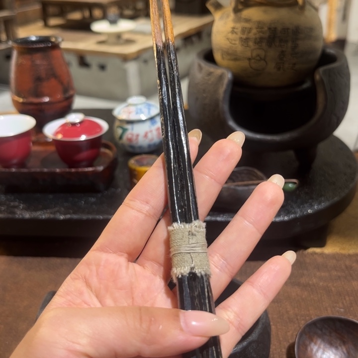 景德镇鱼和熊手工陶艺