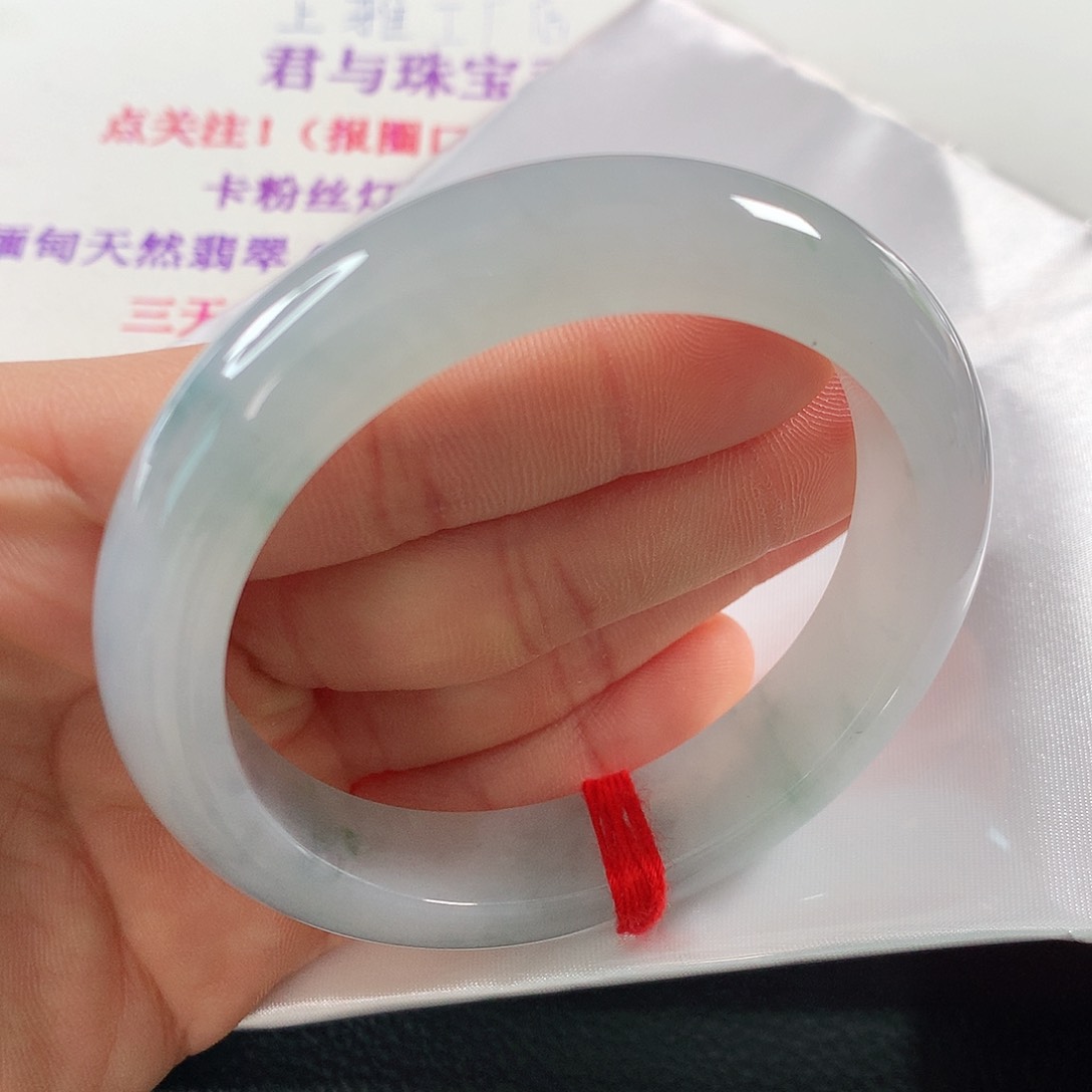 翡翠手镯未镶嵌?***远 正圈