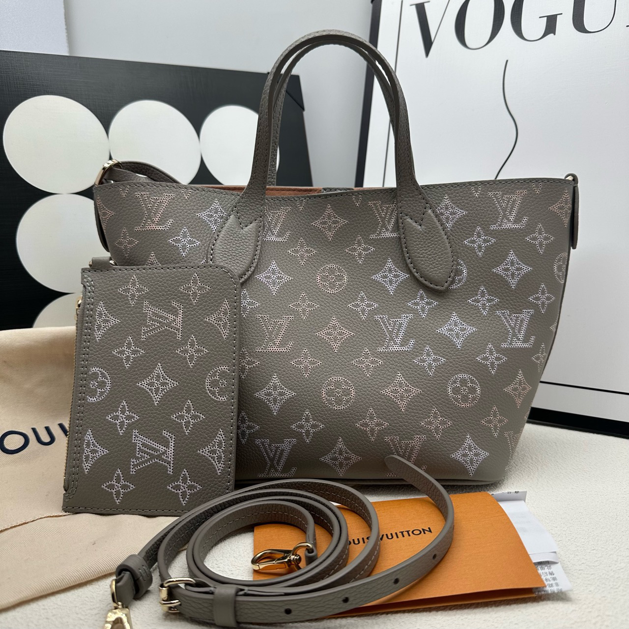 95新 LouisVuitton/路易威登 小号Blossom镂空牛皮月光女神手提包