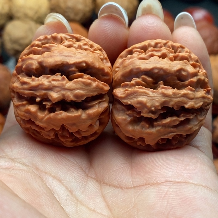 核桃精品文玩核桃手捻粗棱