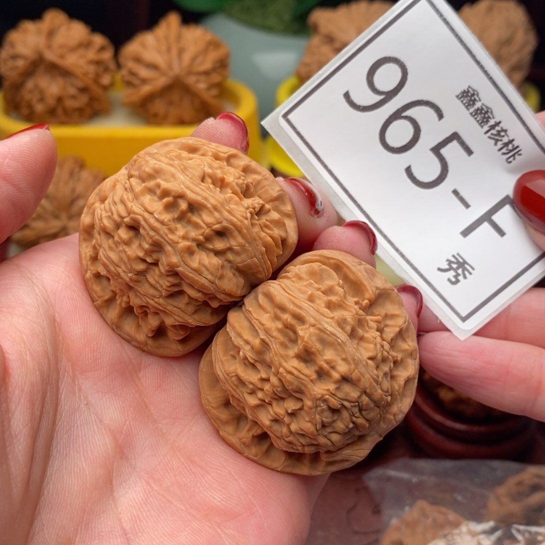 文玩核桃把件白狮41