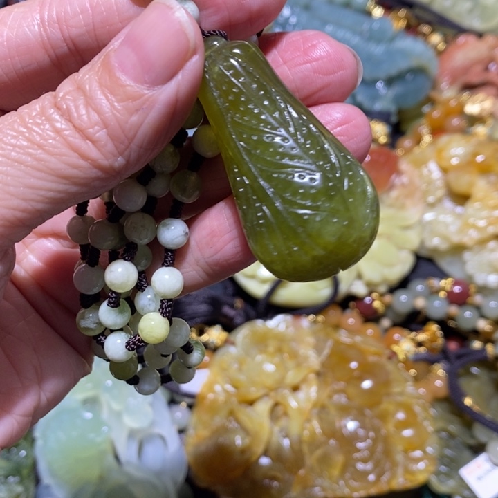 岫玉岫玉吊坠未镶嵌