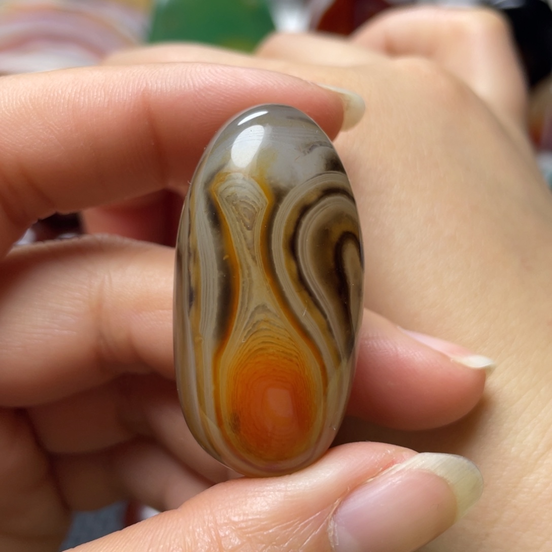玛瑙/玉髓未镶嵌珠宝奇石