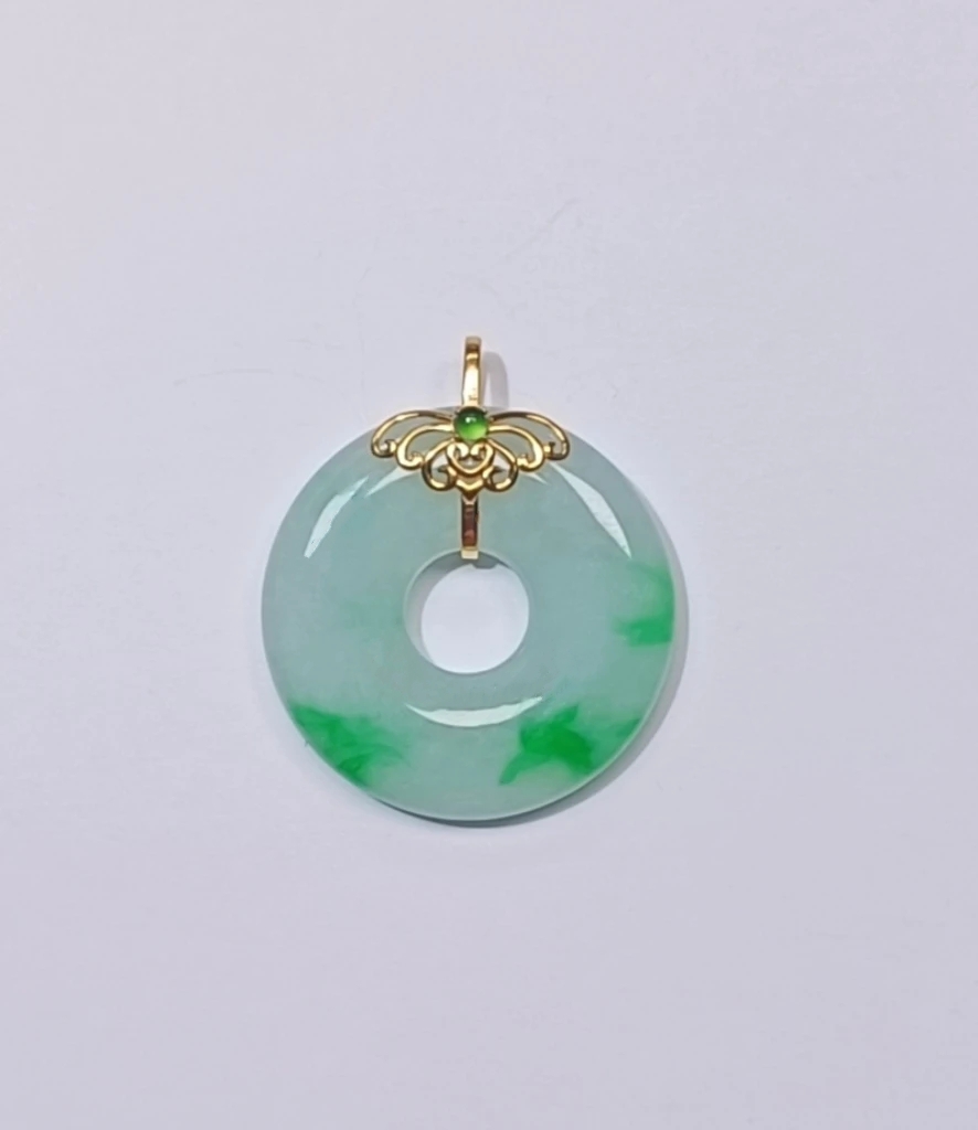 天然缅甸翡翠a货18k金镶嵌甜甜圈吊坠