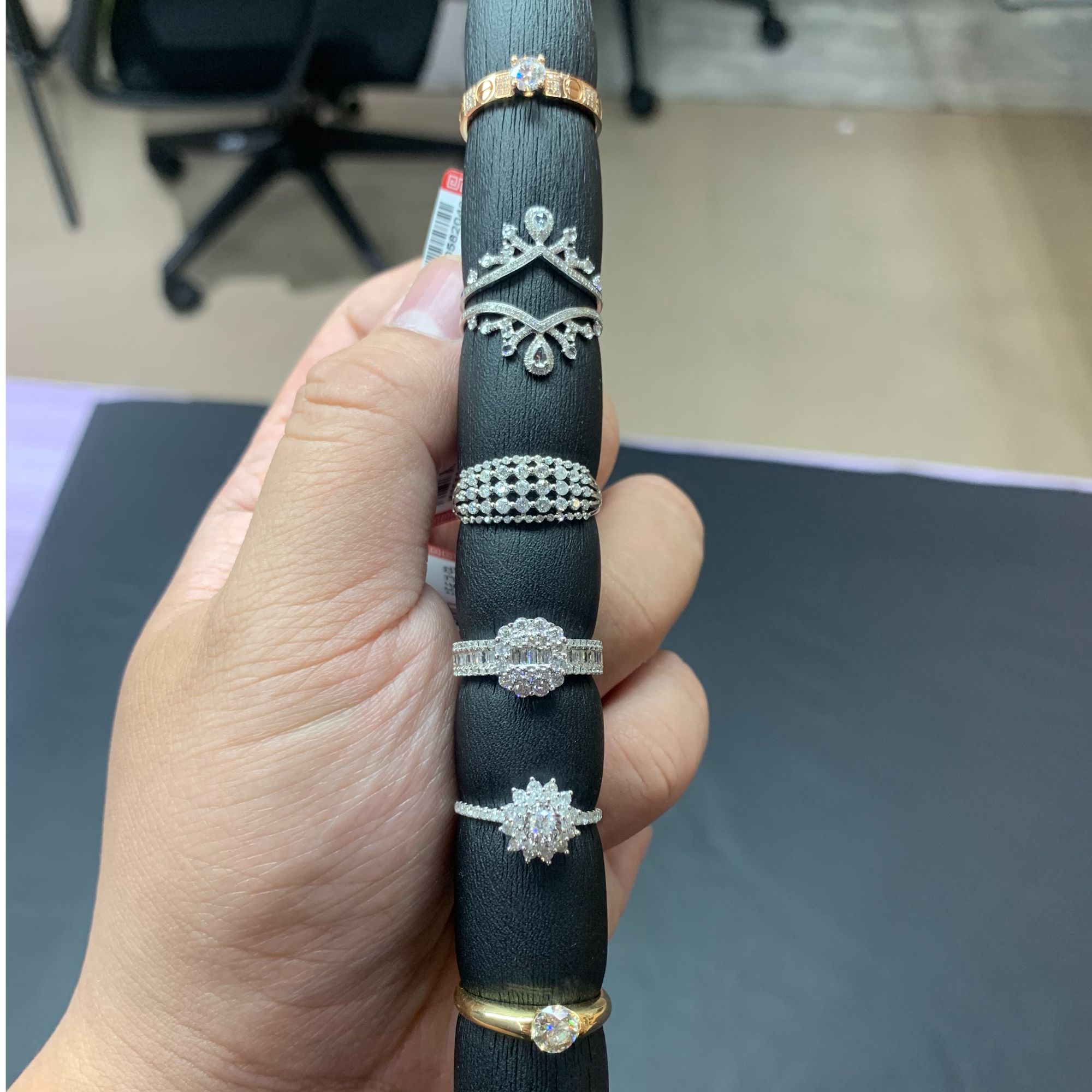 【小鱼甄选】钻石18k金戒指-ZG01|BZS1