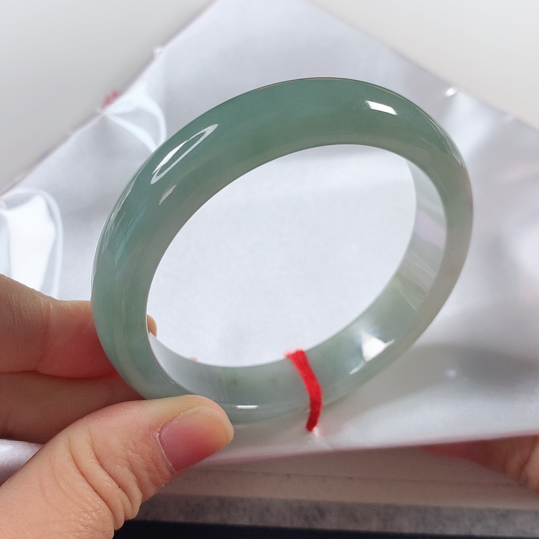 翡翠手镯未镶嵌①⑦⑤