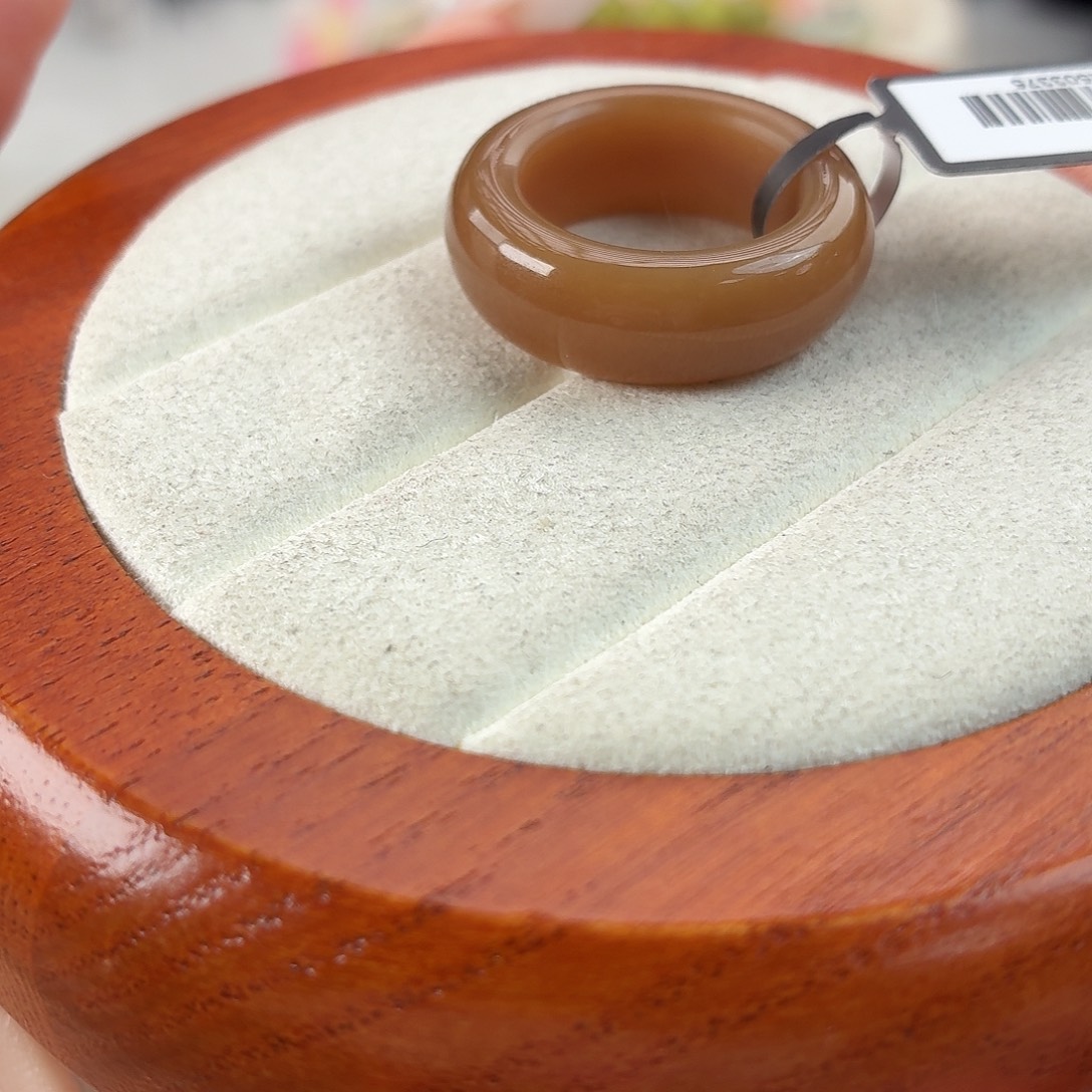 和田玉未镶嵌戒指r27焦糖轮胎17.3