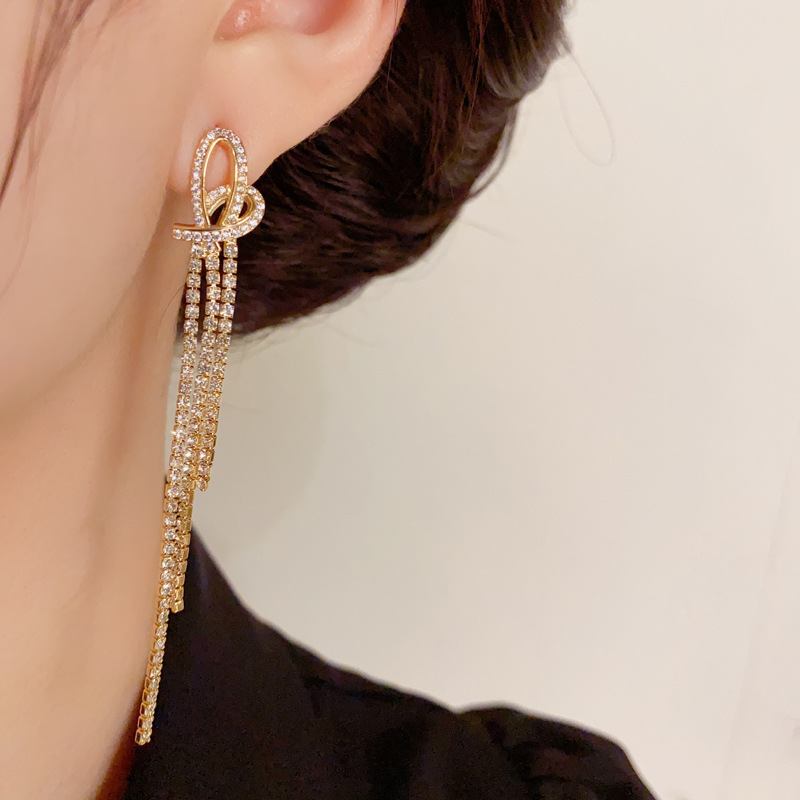 铜合金锆石耳饰 【HD】时尚满钻爱心长款流苏精致百搭超闪银针耳饰