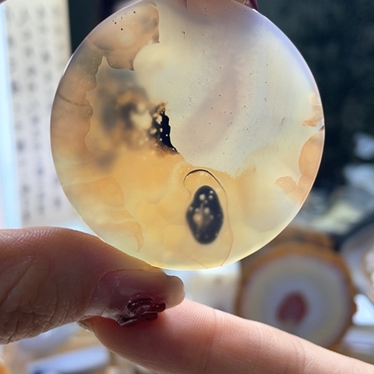 玛瑙/玉髓颈饰未镶嵌