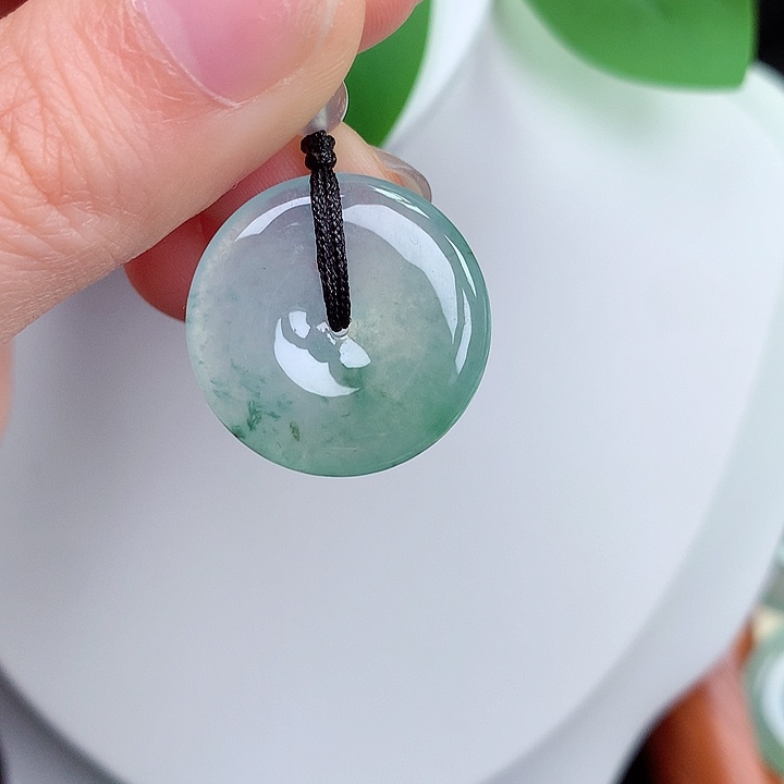 颈饰未镶嵌翡翠22.8-4.5mm