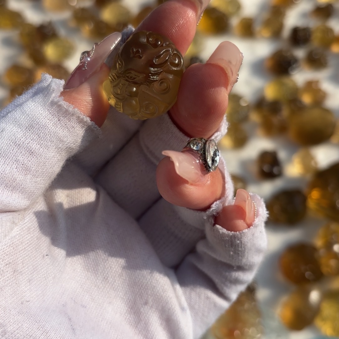 水晶水晶摆件未镶嵌?****