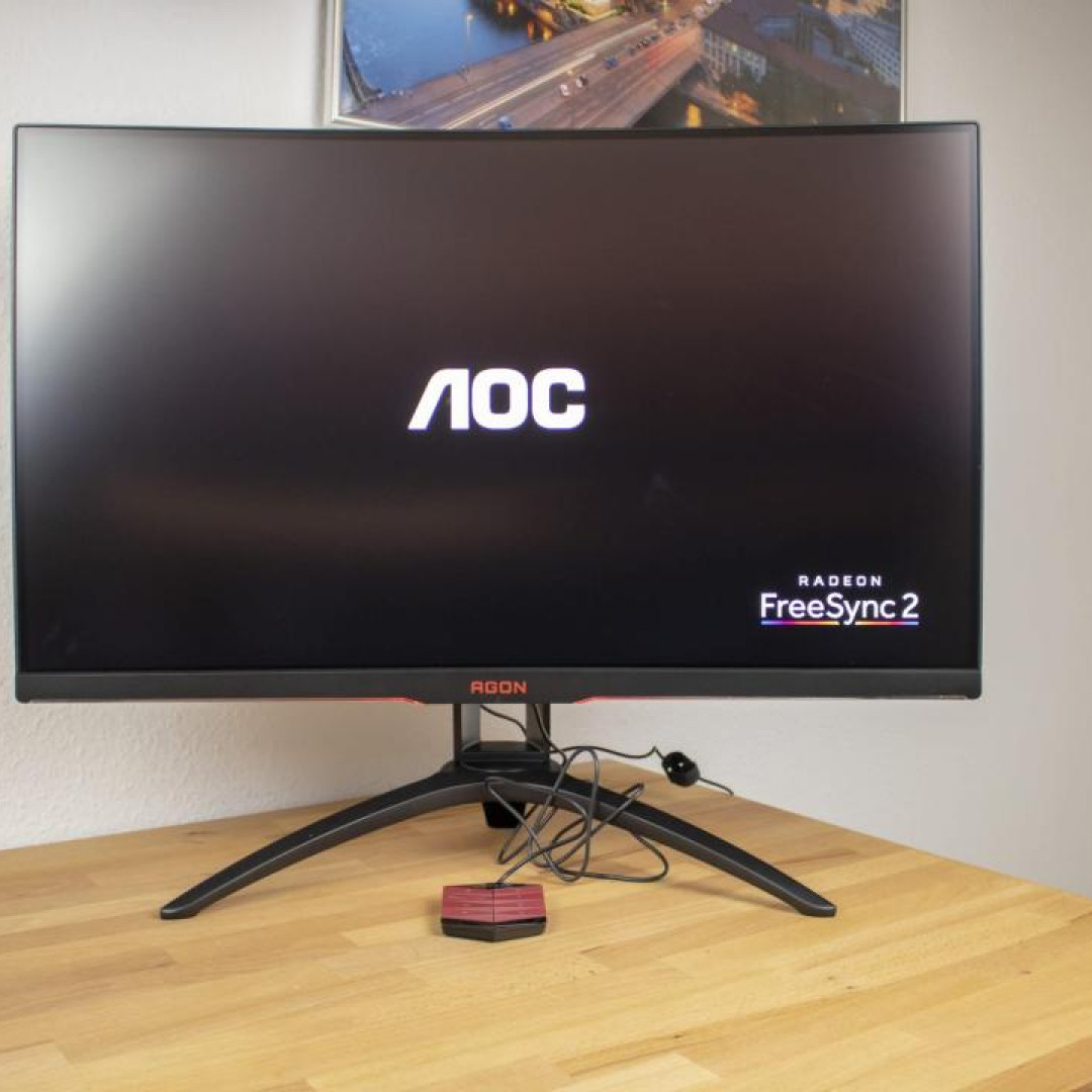 网吧倒闭32寸AOC冠捷显示器144HZ