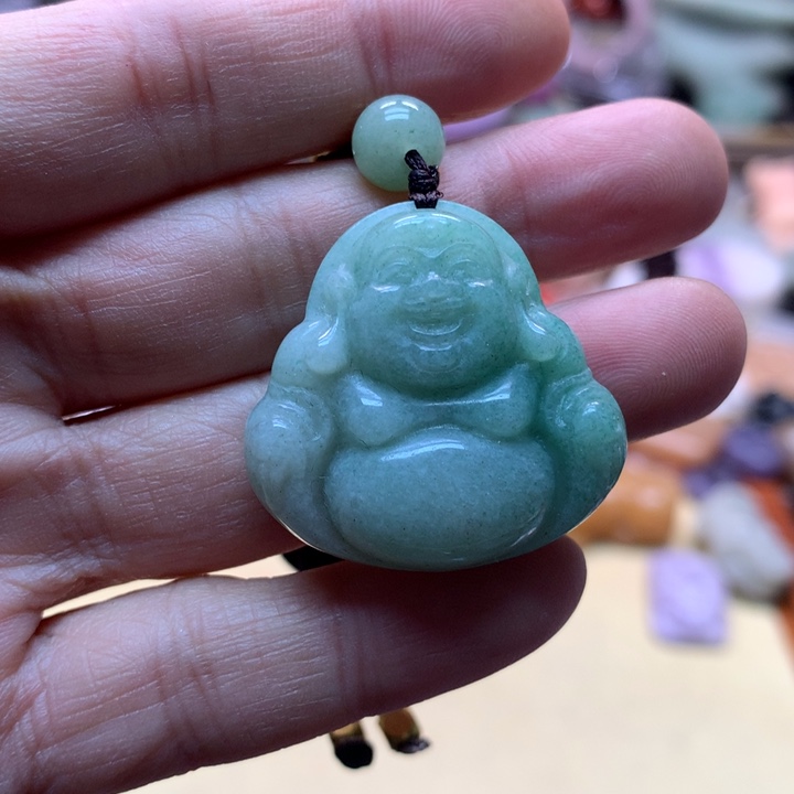 石英岩玉未镶嵌老料绿佛公