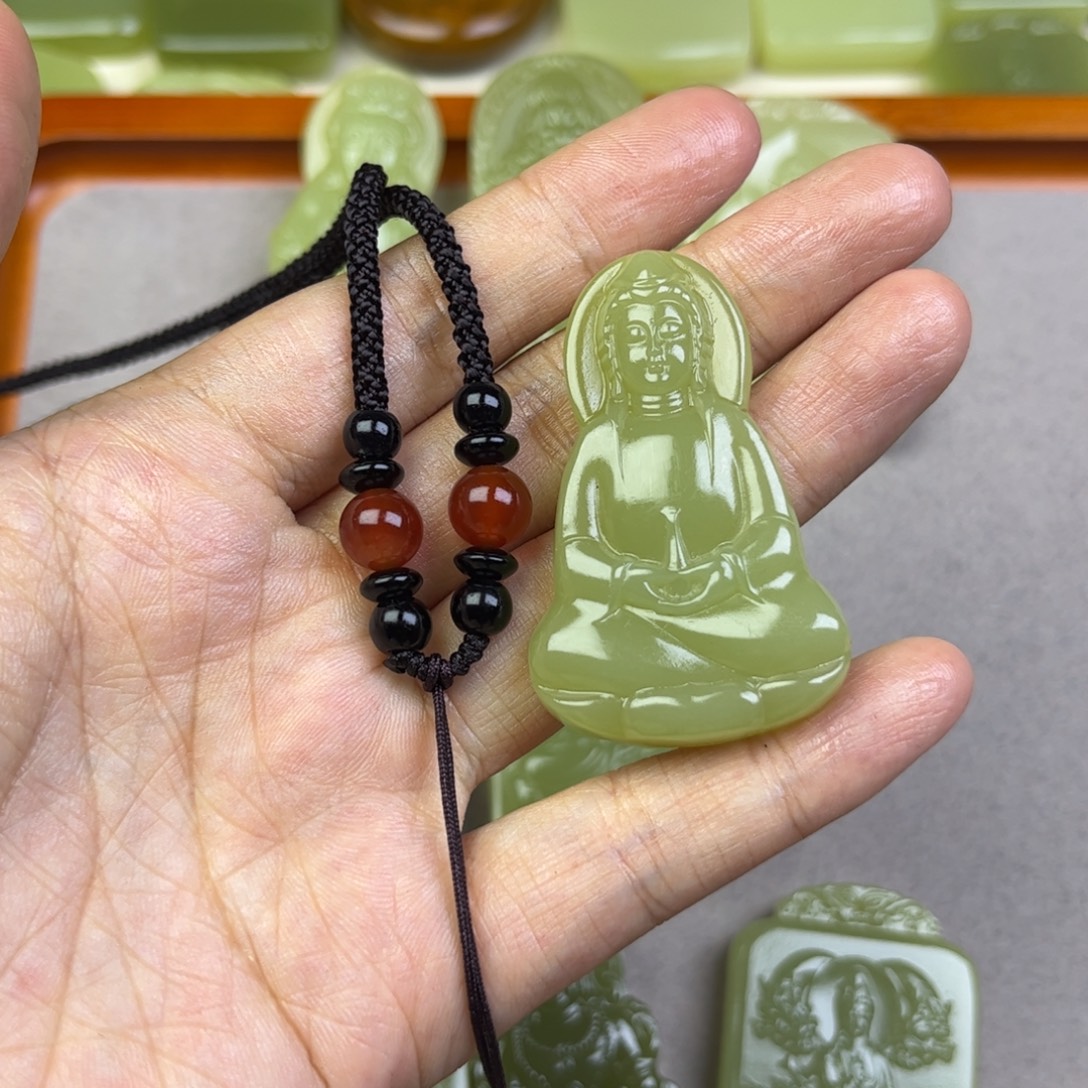 新疆昆仑山料观音