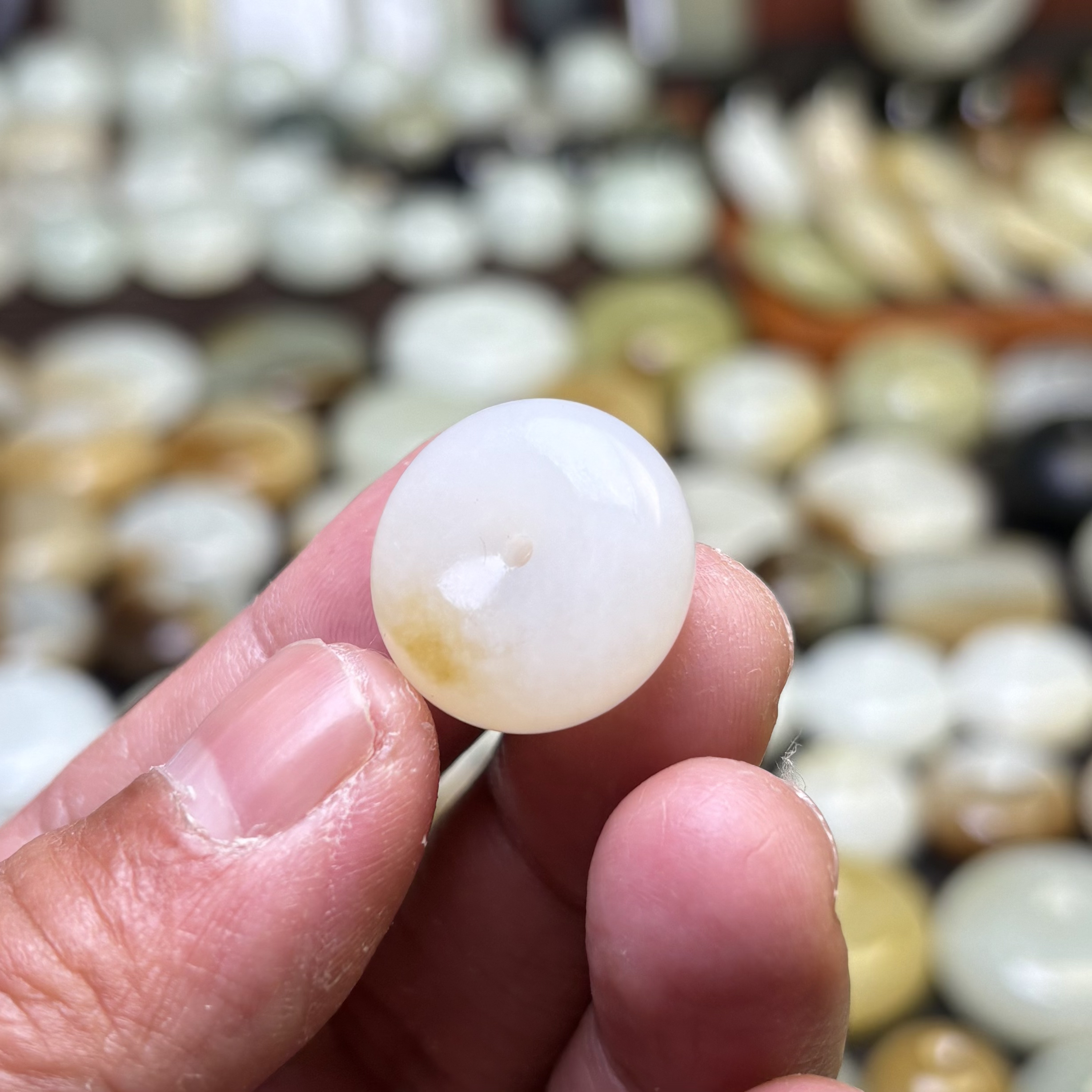 20mm老熟糖白玉新疆和田玉红糖白玉平安扣吊坠挂件